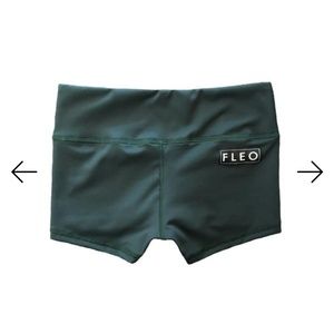 Fleo Forest Green original shorts
